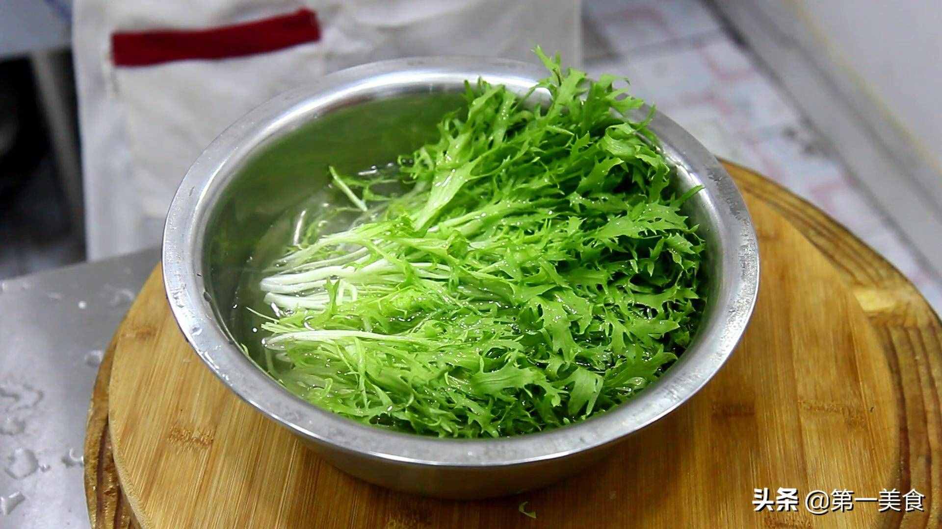 苦菊怎么凉拌才更爽口，厨师长教你快速凉拌的方法，一看就会