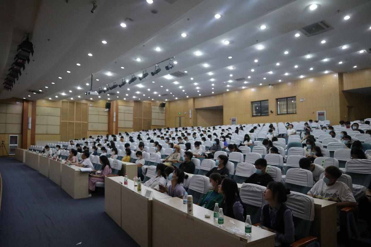 5·25我爱我——山东建筑大学开展心理健康节系列教育活动