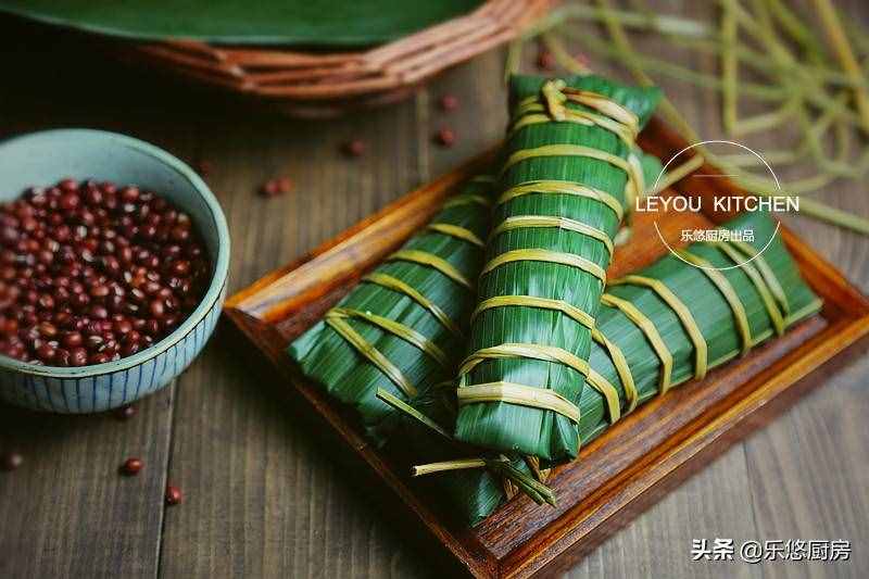 粽子的3种包法，按步骤一步一步来，轻松学会，比买的更糯更好吃
