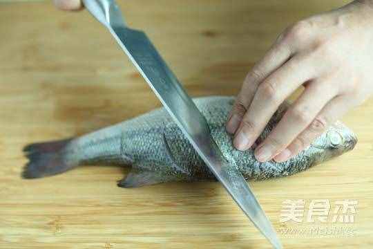 清蒸鱼的步骤