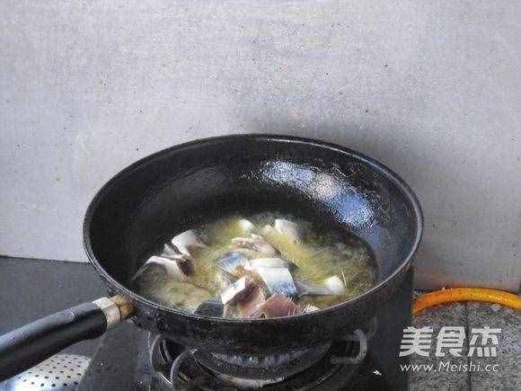 红烧鲅鱼的步骤
