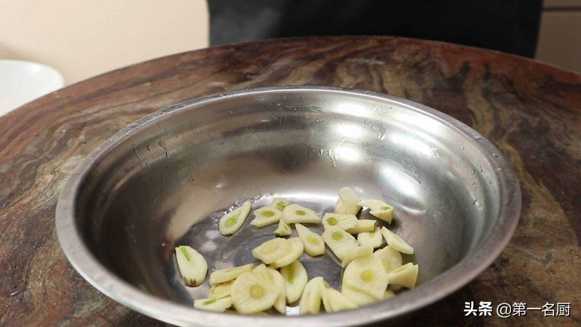 杏鲍菇这样做太香了，软嫩入味不油腻，上桌大家抢着吃，先收藏了