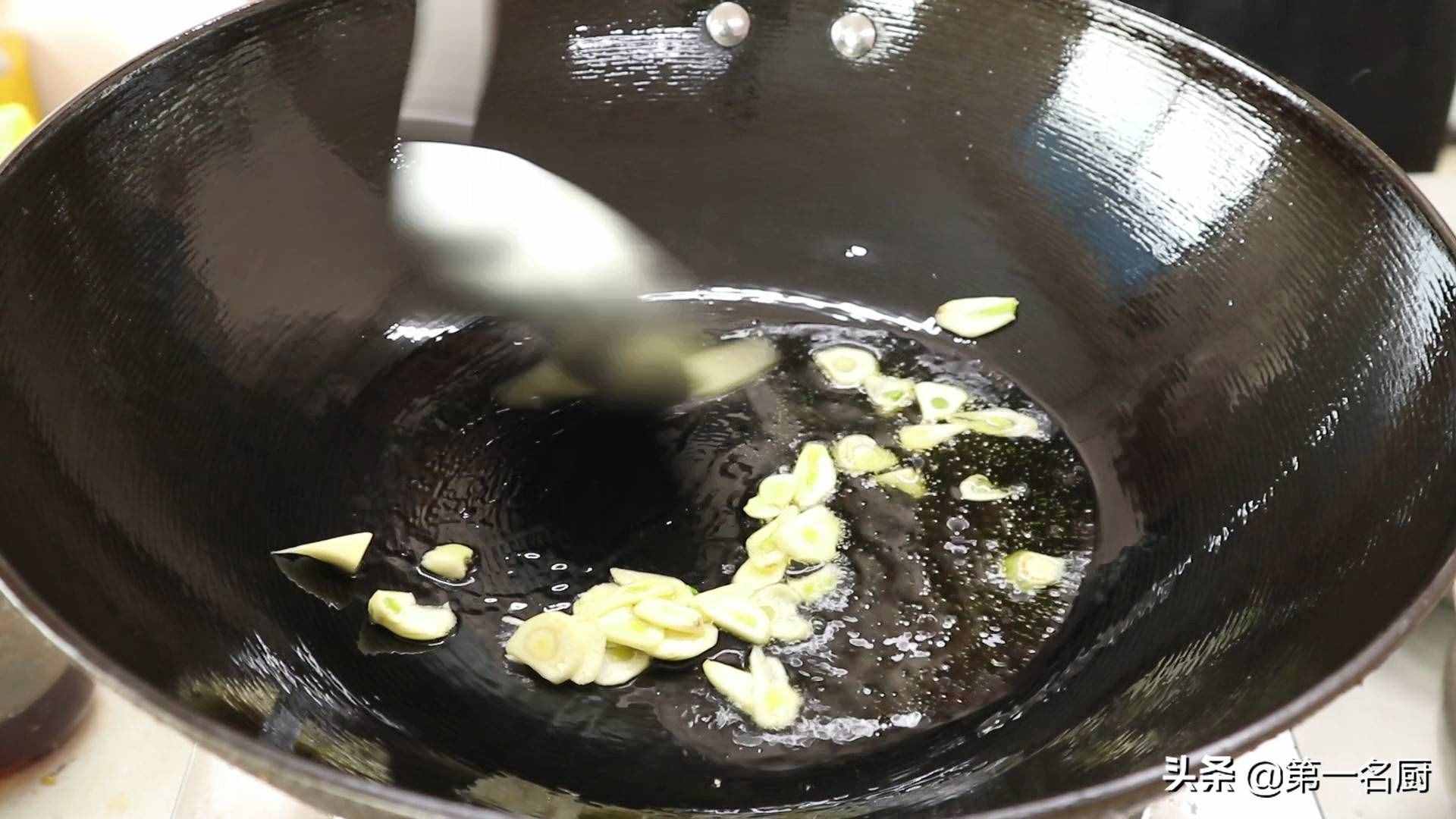 杏鲍菇这样做太香了，软嫩入味不油腻，上桌大家抢着吃，先收藏了