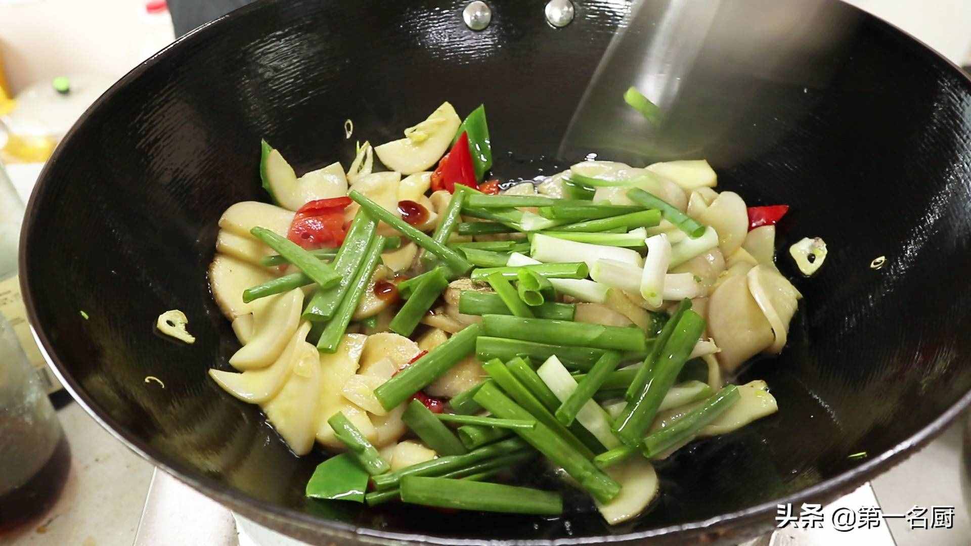 杏鲍菇这样做太香了，软嫩入味不油腻，上桌大家抢着吃，先收藏了