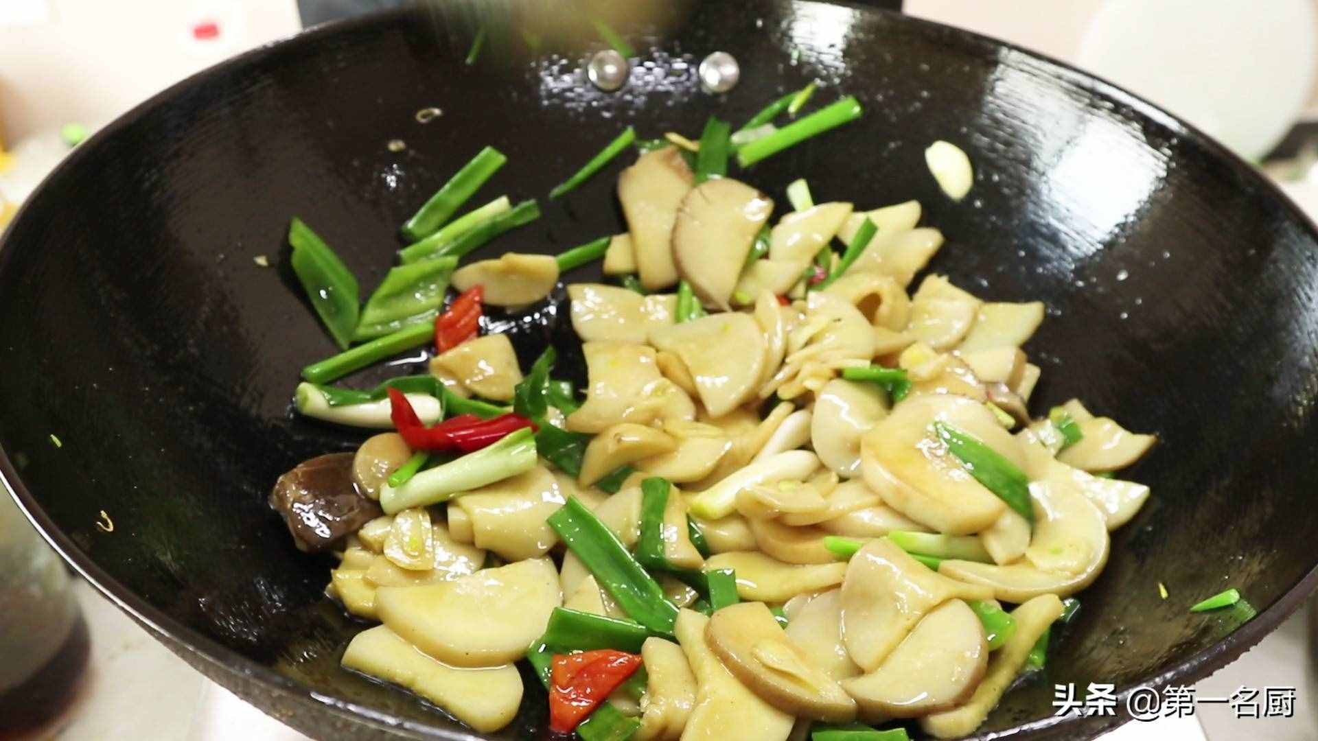 杏鲍菇这样做太香了，软嫩入味不油腻，上桌大家抢着吃，先收藏了
