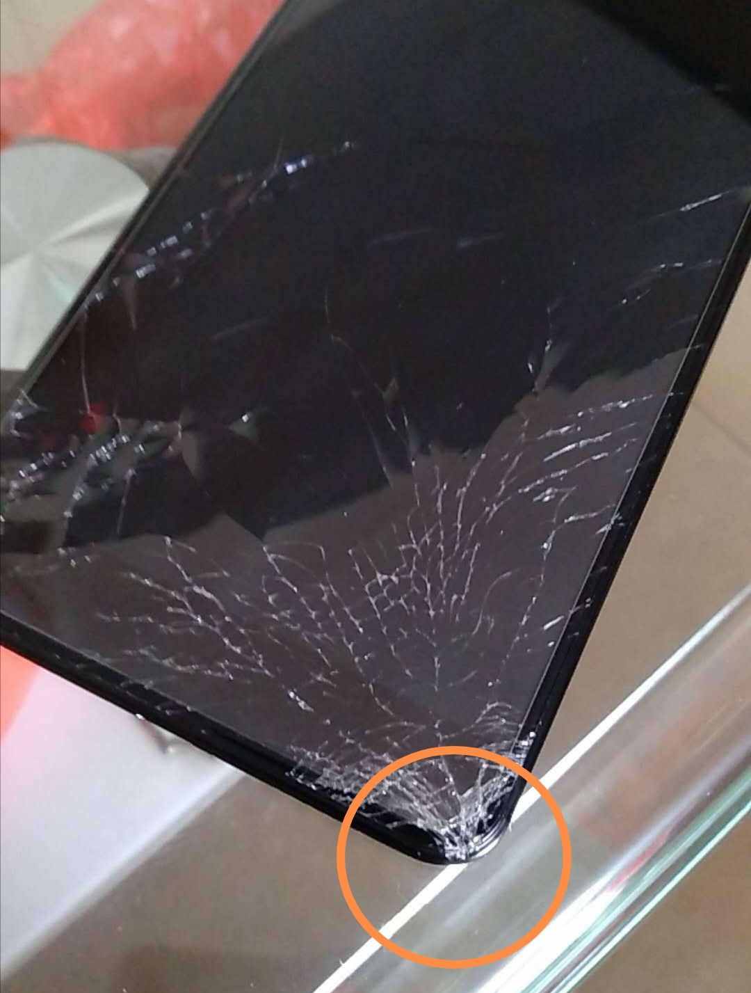 膜中之王！这款液态手机膜可以硬刚铁棒，砸坏核桃，怎么摔都没事