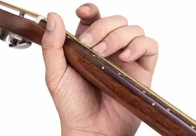 吉他：高清基础和弦指法教程图