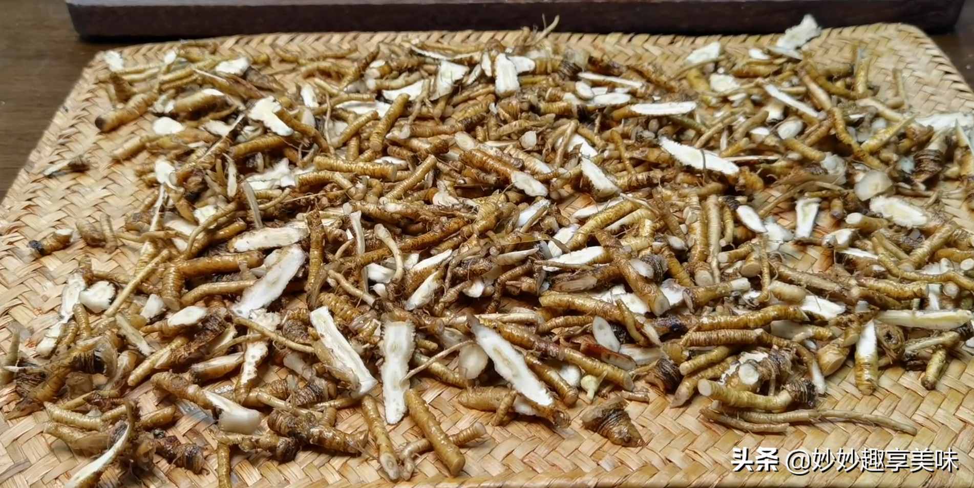 多喝蒲公英茶好处多，教你四步轻松自制，做一次喝一年，干净卫生