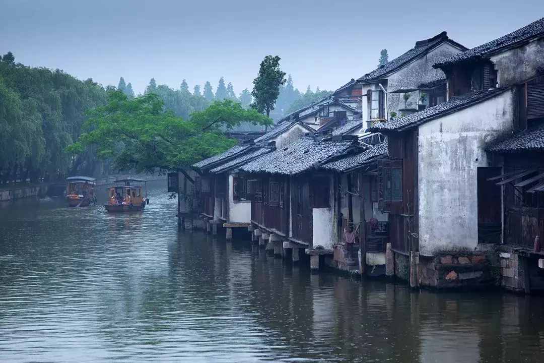 为什么一定要去一次乌镇：极致浪漫的水乡，国际现代的江南