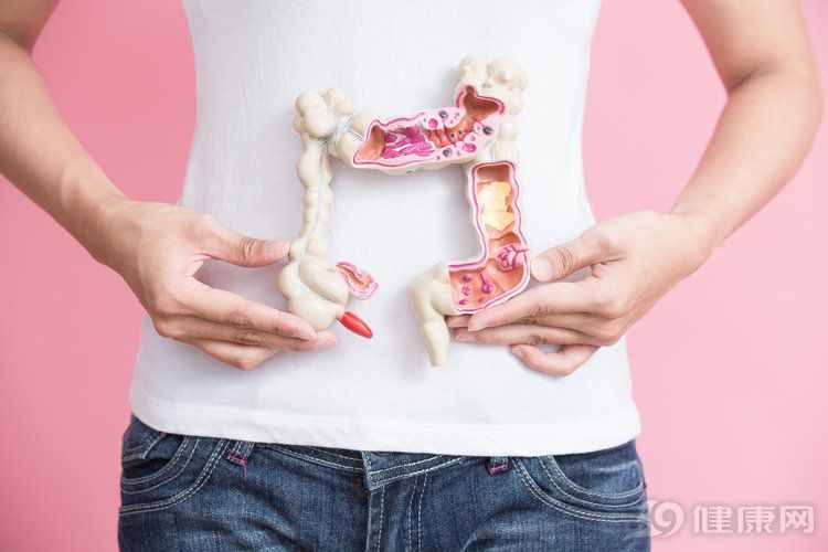 得了大肠癌，身体有哪些症状？2个信号，很多人没看清
