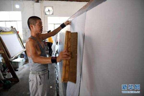 安徽：宣纸产业助力乡村振兴