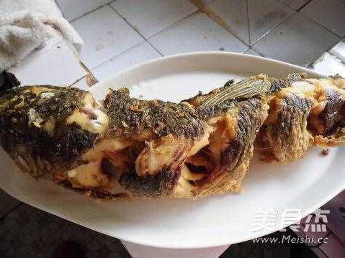 糖醋草鱼鱼的步骤