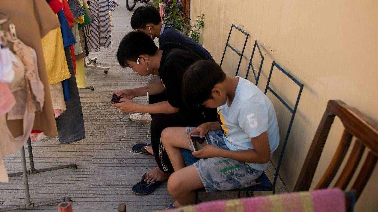 青少年游戏成瘾怎么办？家长需要如此教育