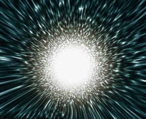 黑洞里面有什么？是另一个宇宙吗？科学家认为它或串联了时空