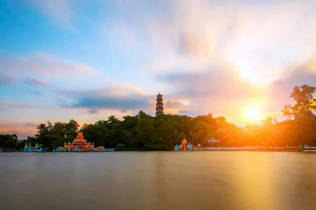 觊觎、氤氲、圭臬：80个认识却读不对的字词，你能读对多少？