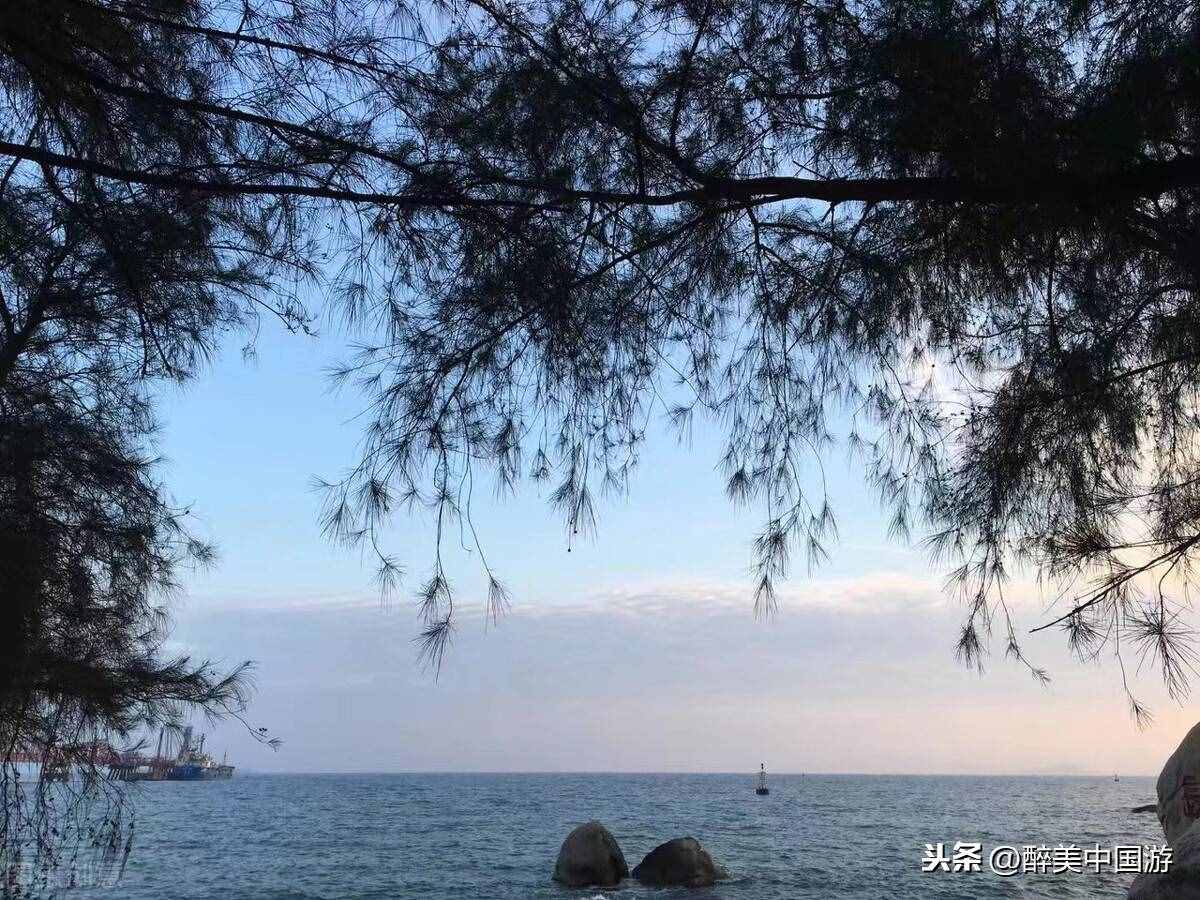蔚蓝的大海，金色的海滩，不出国，深圳玫瑰海岸也能玩出欧陆风情