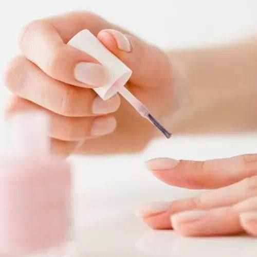 学会自己涂好指甲油，教你涂个漂亮的指甲油，省时省力不重来！