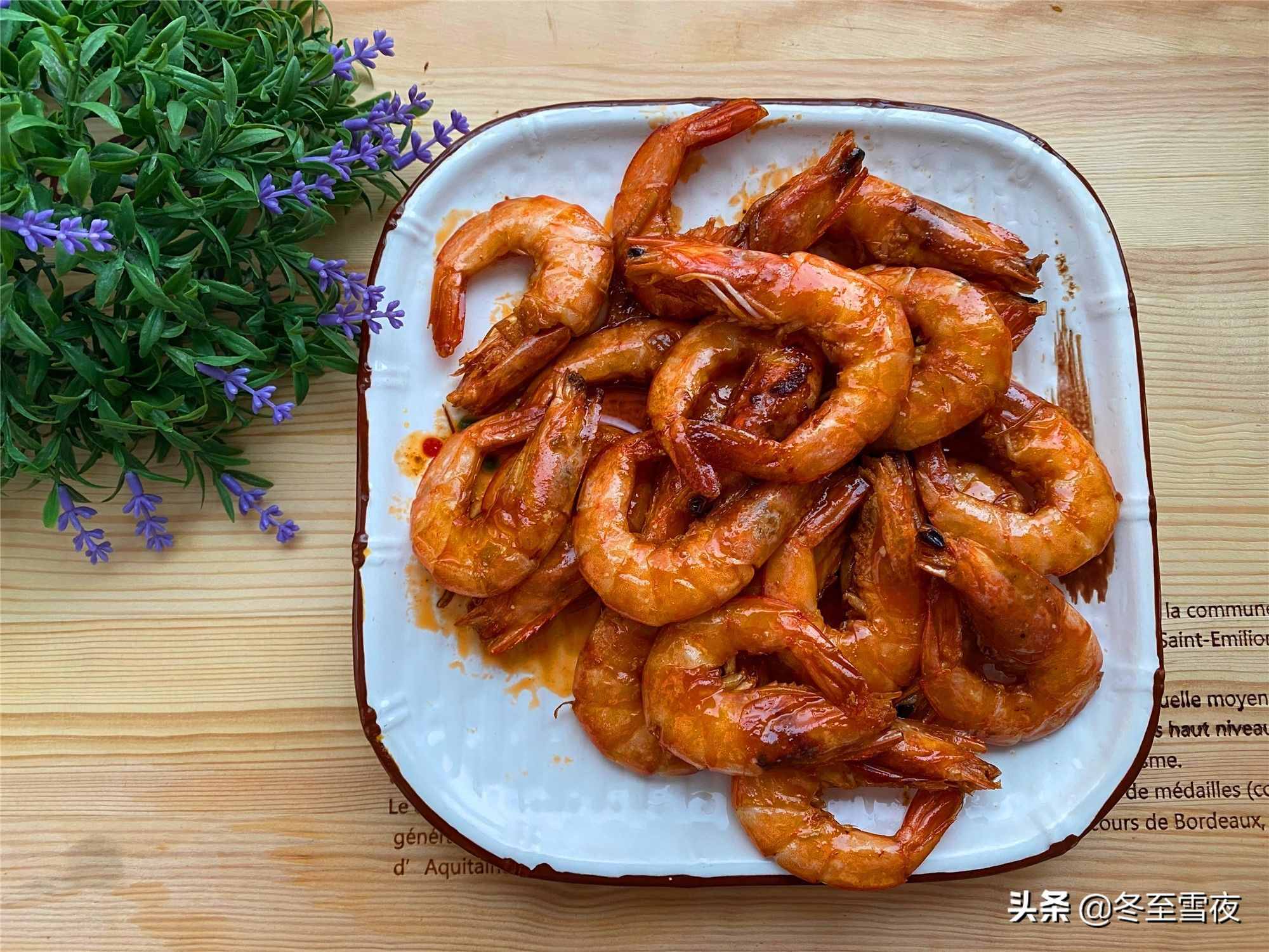 给南方人看看，东北普通人家年夜饭18个菜，东北过年该有的样子