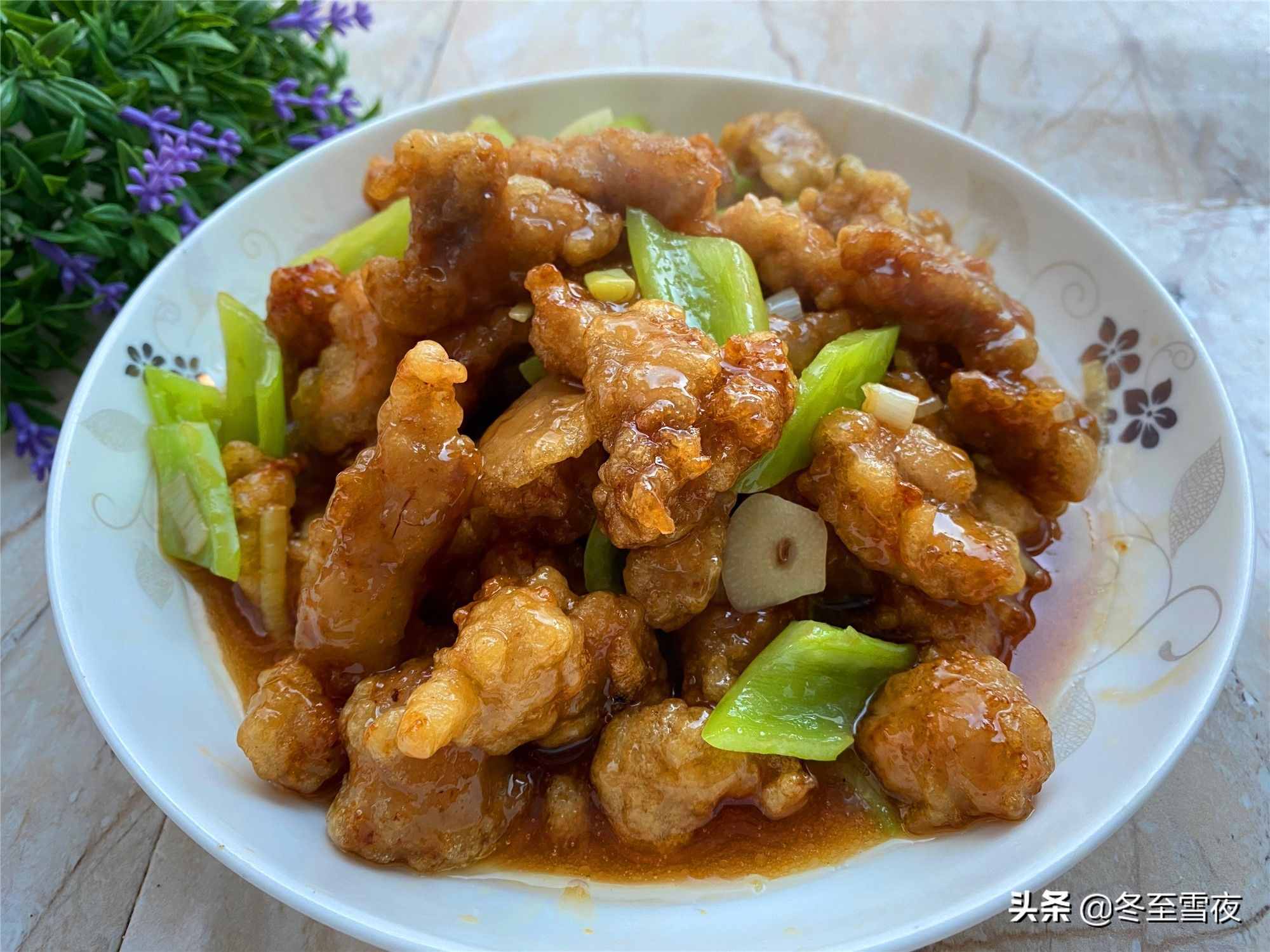 给南方人看看，东北普通人家年夜饭18个菜，东北过年该有的样子