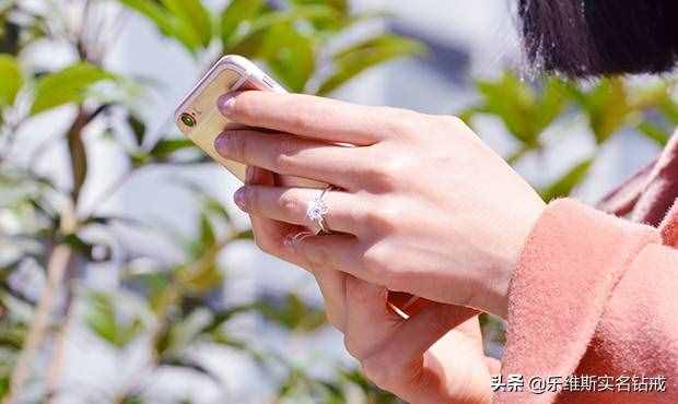 戴戒指五个手指的含义是什么？戒指戴左手和右手有区别吗？