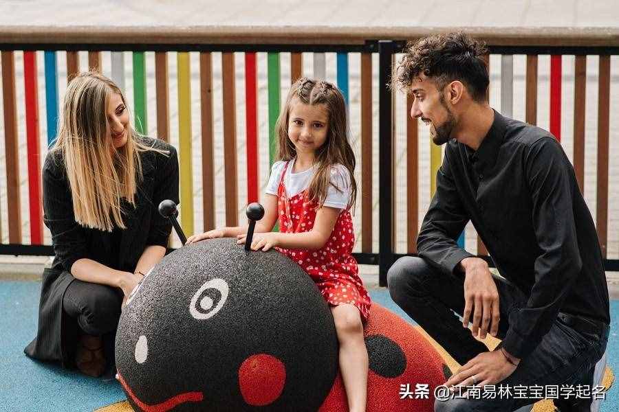 新生儿宝宝起名：200个古典不乏新意的名字，邂逅幸福的人生