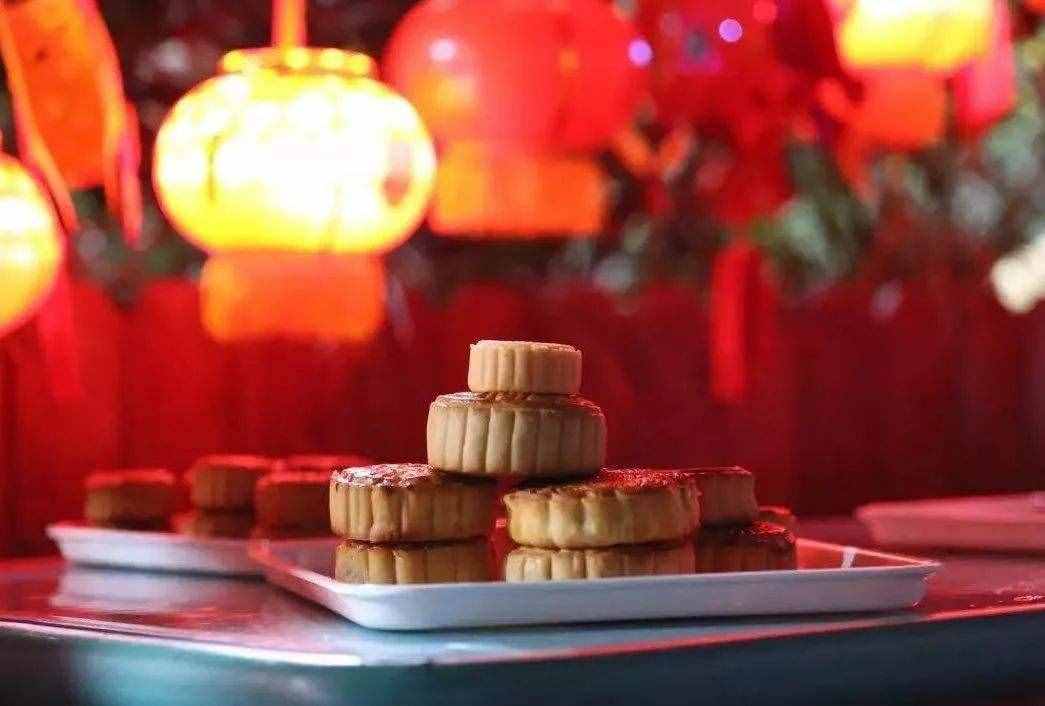 细数中秋起源，除了“嫦娥奔月”中秋节还有哪些来历？