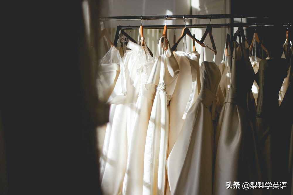 shirt是衬衫，那lose one's shirt是什么意思？