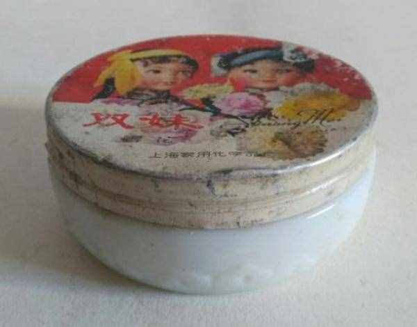 别再瞧不起国货，这8个国货护肤品，虽然不到100，但真的好用