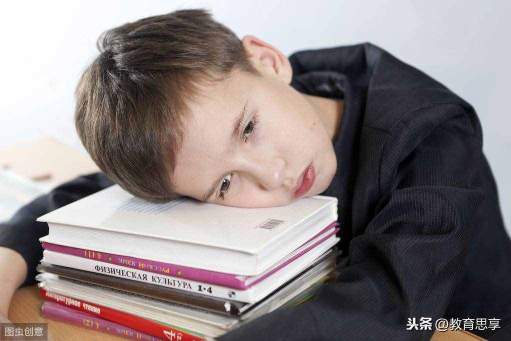 孩子产生厌学情绪怎么办？家长要多鼓励孩子，帮孩子产生学习动力