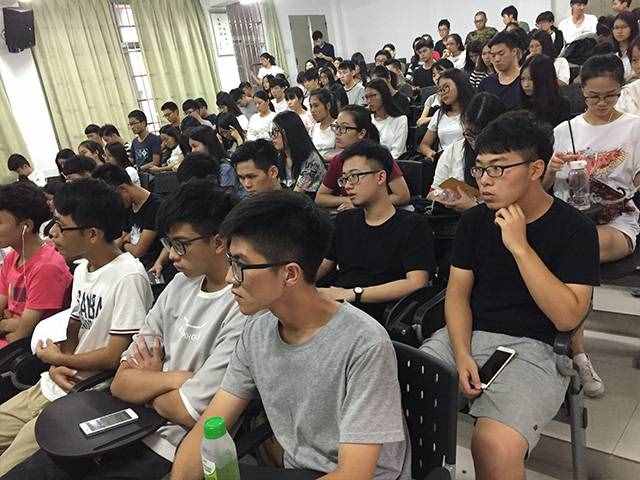 校招第一站：广东外语艺术职业学院