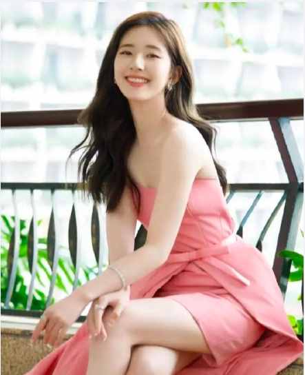 四川盛产美女啊！这九位女星都是娱乐圈炙手可热的人气小花