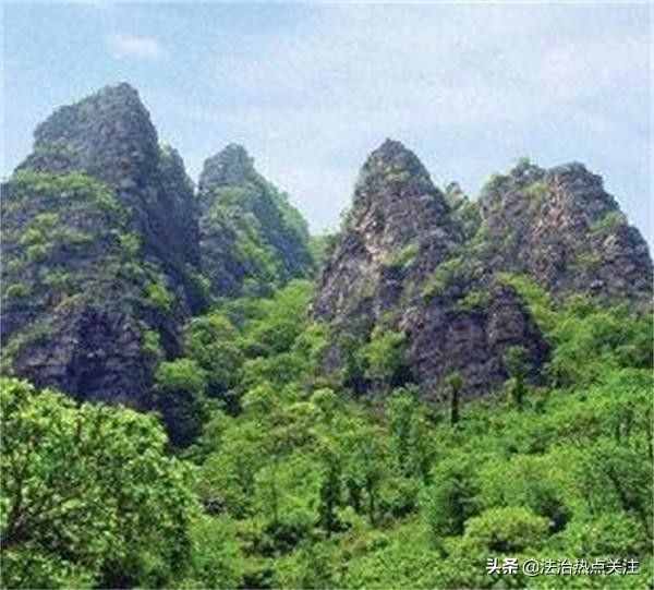 河南郑州 伏羲山中的五指山