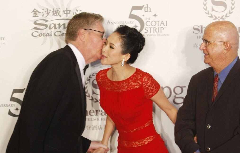 章子怡与撒贝宁分手原因：母亲嫌他个头低，小撒嫌子怡老陪酒应酬