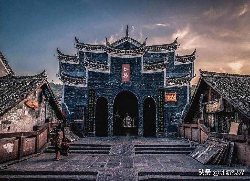 凤凰古城精华游路线推荐，纵览9大必打卡景点，探秘特色民俗文化