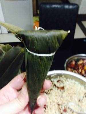 江西鲜肉粽（牛角粽）的做法 步骤15