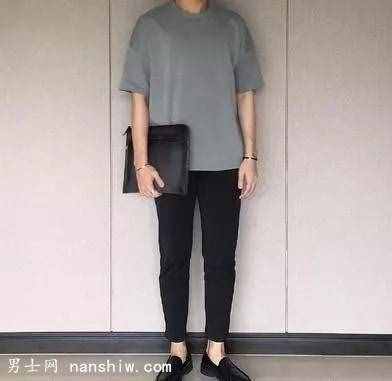 夏秋交换季8款男生搭配图，简单穿搭轻松打造帅气男