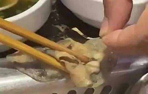 一个月内第二次出事！筷子被检出大肠菌群，海底捞回应