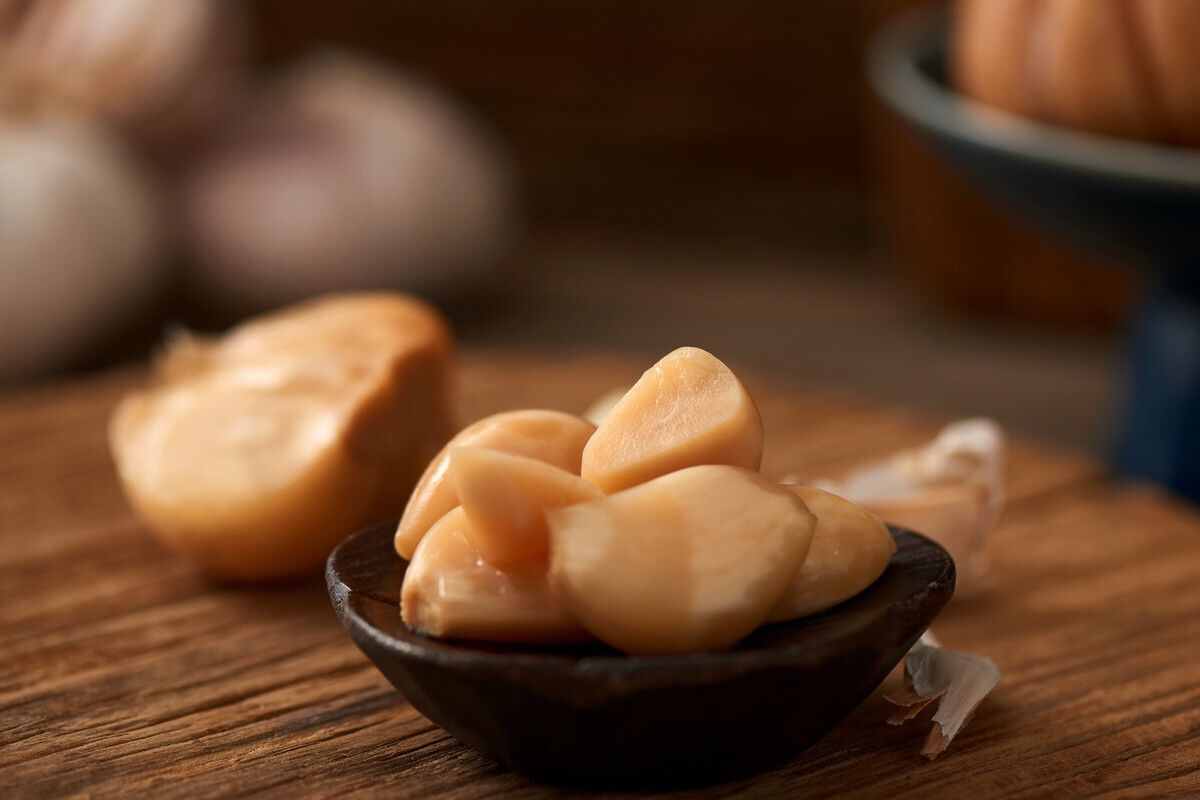 正宗糖醋蒜的做法，配方比例全教给你，脆爽开胃，放一年也不坏