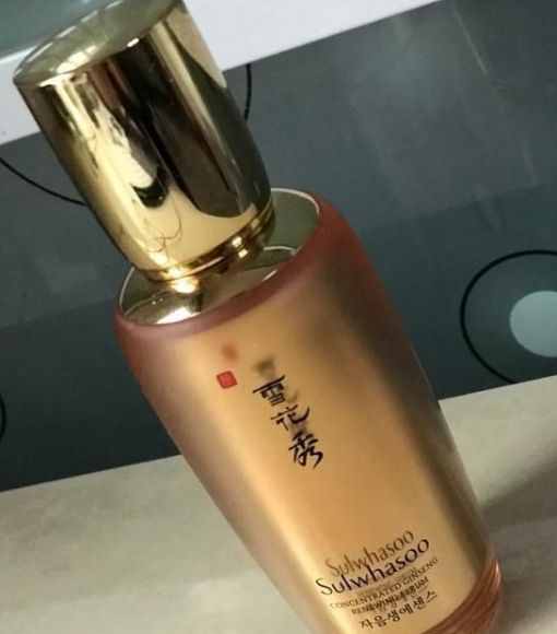 抗皱紧致护肤品排行榜，这十款让你抹去岁月的痕迹