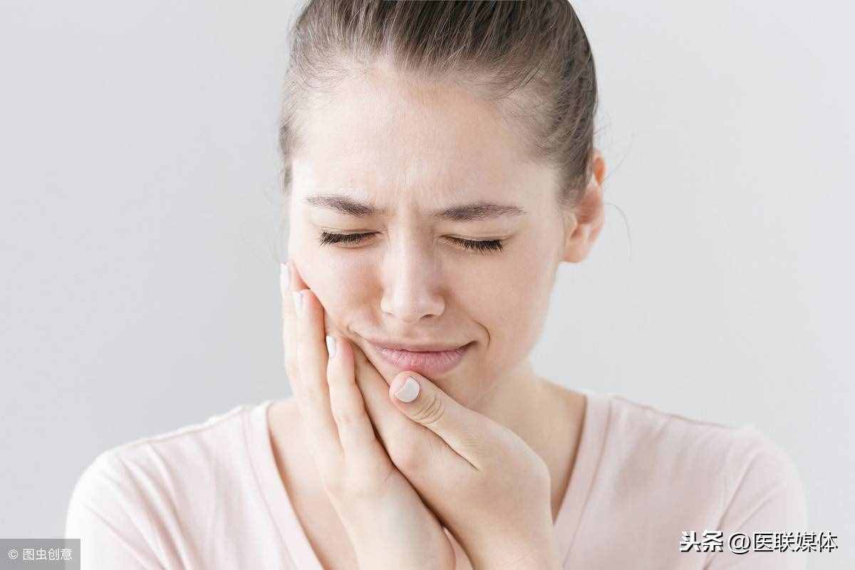 牙痛得整晚睡不着觉？这5个妙方，快速止痛效果看得见