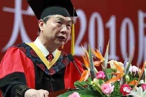 毕业典礼上，你希望听到哪位“网红”的演讲？