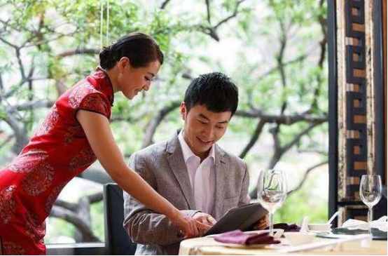 不要任何成本，提升服务，微笑服务给商家和顾客带来的作用