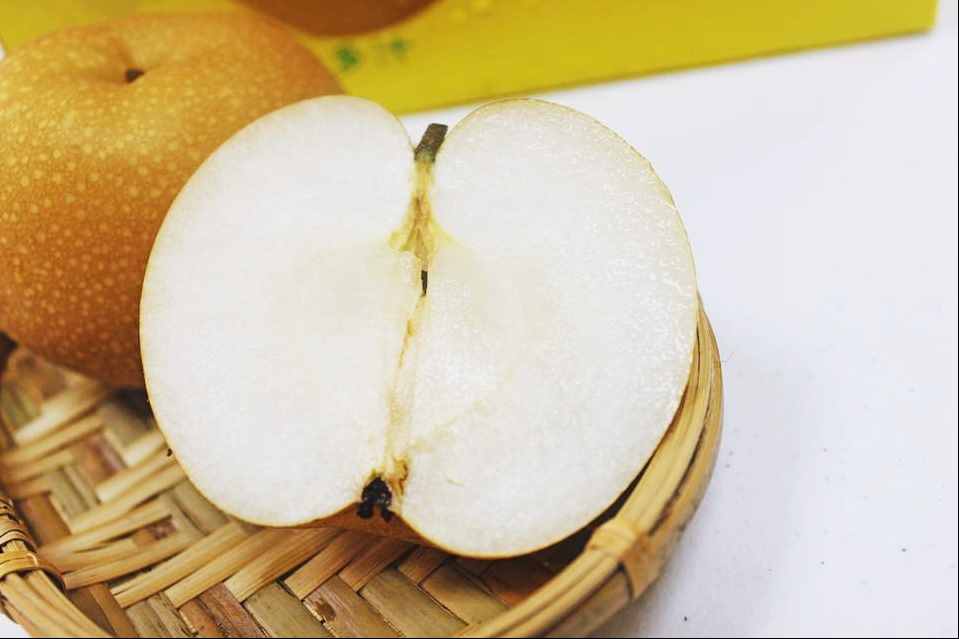 感冒咳嗽，可以通过食疗缓解，以下6种利咽润喉的食物很有帮助