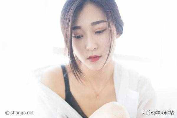 油性肌肤用什么去角质 这样用才不伤皮肤