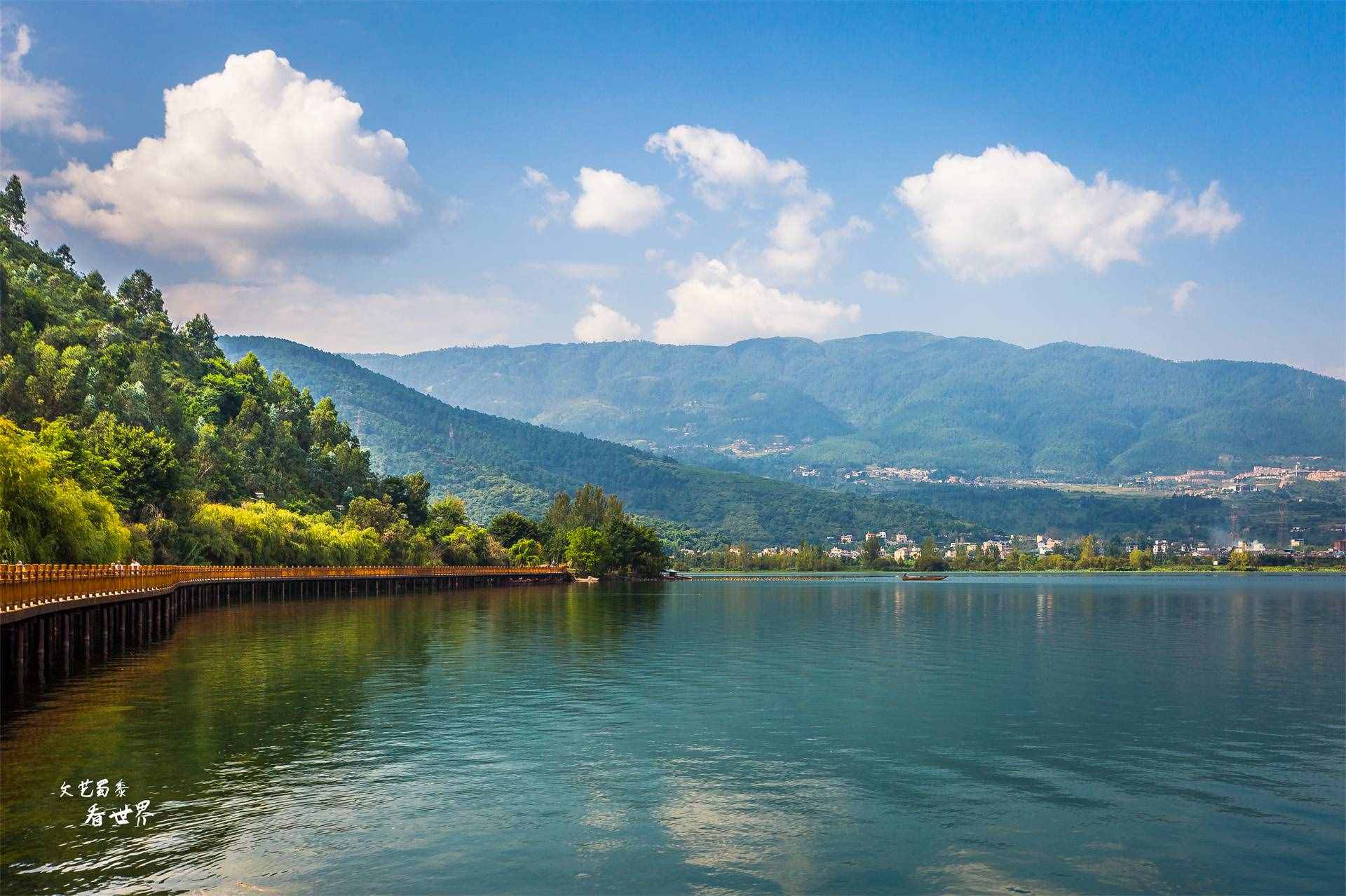 8月避暑旅游两不误，强烈推荐这4个地方，人少、景美、好玩