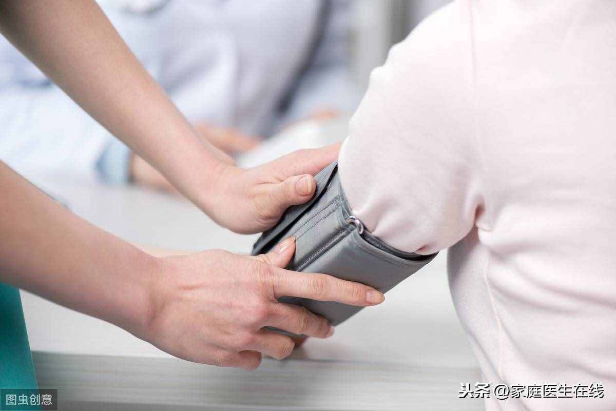 身体出现这4个症状，可能是因为肾积水！最好检查一下