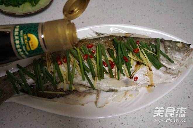 海鲈鱼的步骤