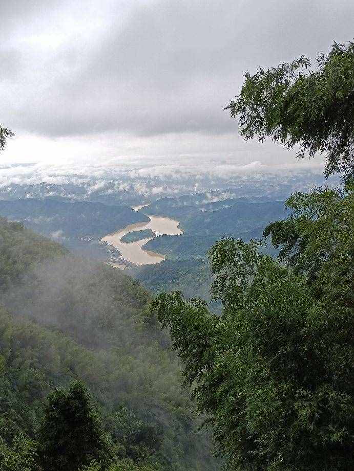 牛年后第一次自驾游之《打卡茫荡山网红打卡地——宝珠村》