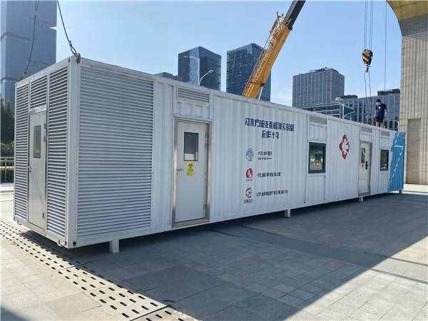 实探郑州东站：核酸证明电子版纸质版均可，有旅客未出结果来“碰运气”都被劝返
