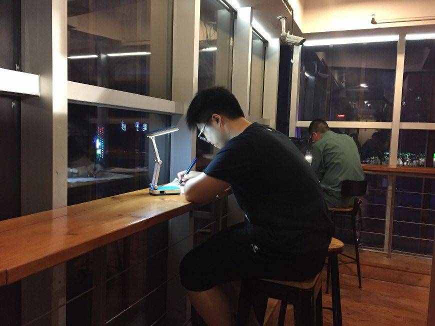 盘点历年来全国高考最高分：第一名裸分748分！至今无人超越